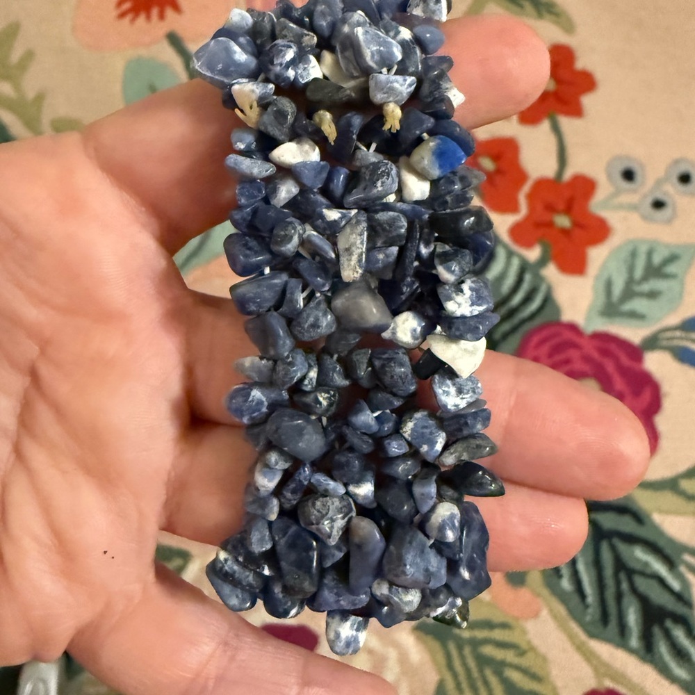 Blue Stone Chip‎ Bracelet